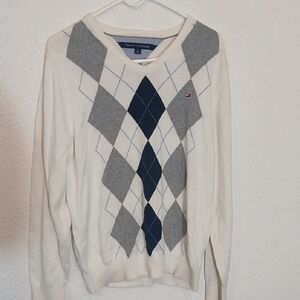 Make Offer Tommy Hilfiger Cream and Gray V-Neck Argyle Sweater
